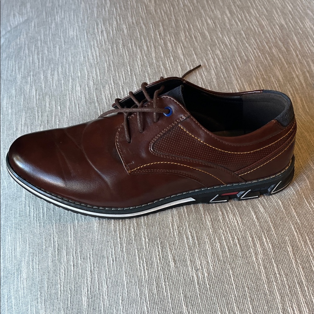 Elegant Brown Leather Men's Shoes - Picture 4 of 8